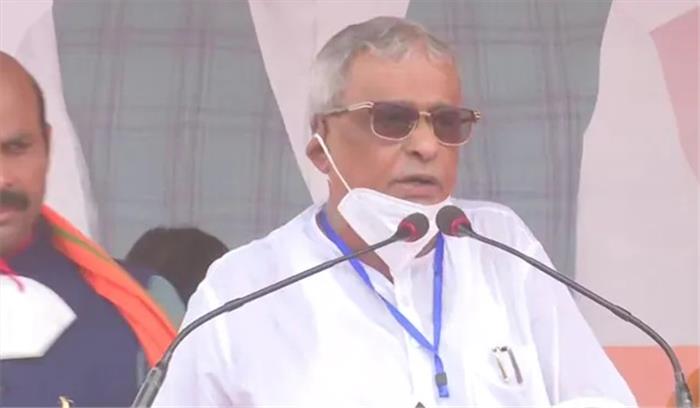 अमित शाह की मौजूदगी में शुभेंदु अधिकारी के पिता शिशिर अधिकारी बीजेपी में हुए शामिल