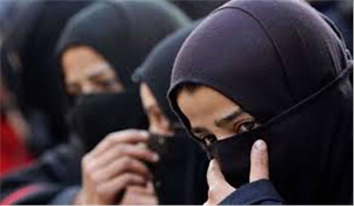 तीन तलाक विधेयक को प्रवर समिति में भेजने की मांग