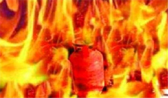 त्रिपुरा: सिलेंडर फटने से महिला सहित 2 बच्चों की मौत