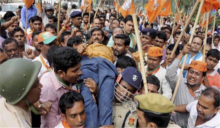 त्रिपुरा में राजनीतिक हिंसा का दौर जारी​​​​​​​