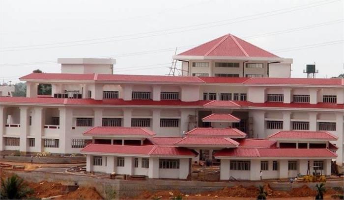 शिक्षकों के प्रदर्शन मामले में त्रिपुरा उच्च न्यायालय ने राज्य सरकार को भेजा नोटिस