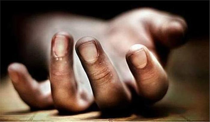 जौनपुर :सड़क हादसे में तीन छात्रों की मौत जौनपुर :सड़क हादसे में तीन छात्रों की मौत