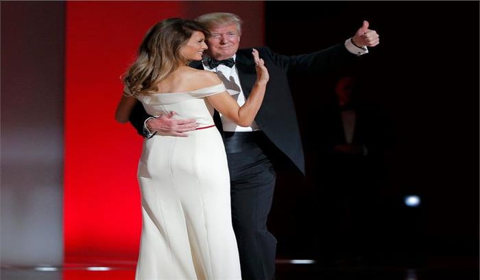  ट्रंप अपनी पत्नी मेलानिया के साथ तीसरे बॉल डांस में शामिल हुए