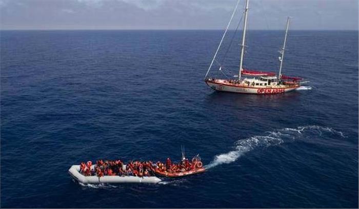 ट्यूनीशिया में नाव पलटने से 48 लोगों की मौत