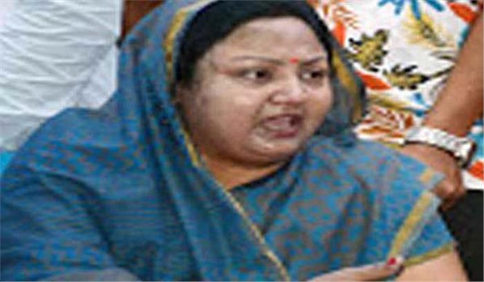 बिहार सरकार के इशारे पर अनंत सिंह को फंसाया जा रहा : नीलम