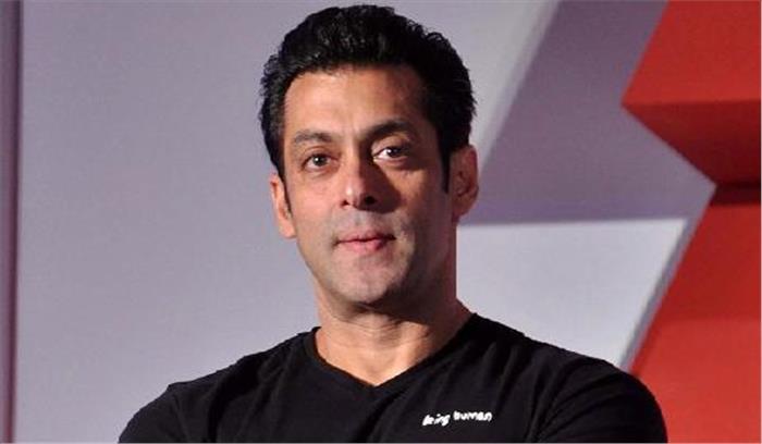 सलमान खान एक दशक बाद पहुंचे ब्रिटेन