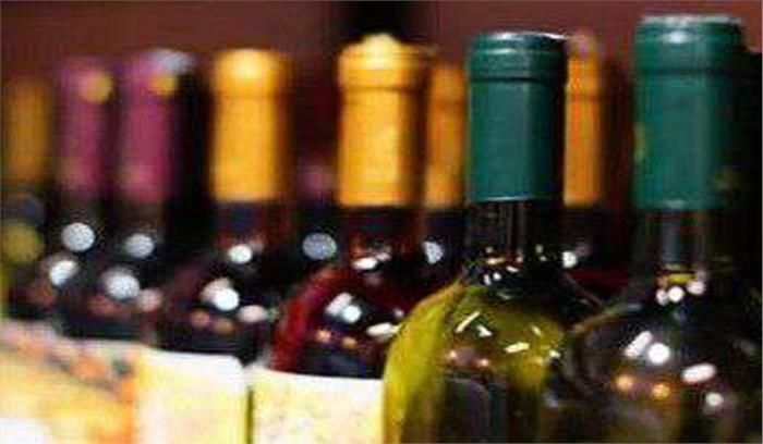 उप्र : हरियाणा में निर्मित 50 लाख रुपये मूल्य की देसी शराब बरामद