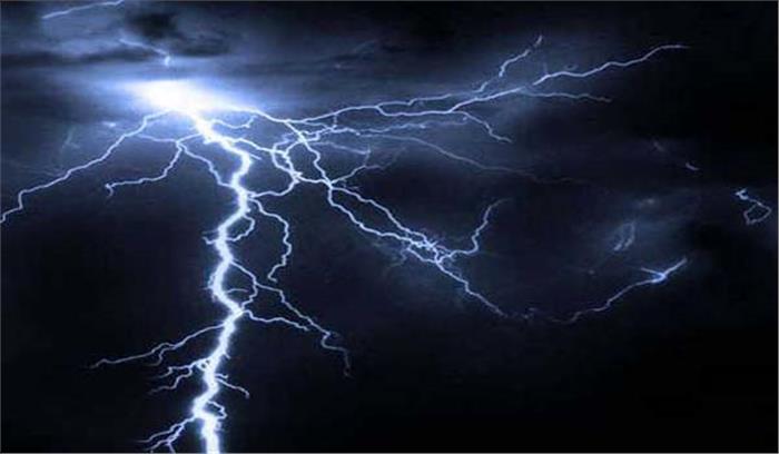 उप्र में दैवीय आपदा में 21 लोगों की मृत्यु, दो झुलसे