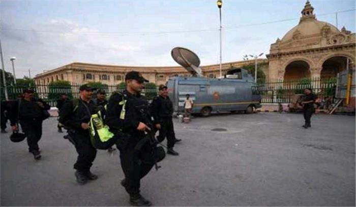 उप्र विस्फोटक मामला : विधानसभा में तैनात अधिकारियों और कर्मचारियों से हुई पूछताछ उप्र विस्फोटक मामला : विधानसभा में तैनात अधिकारियों और कर्मचारियों से हुई पूछताछ