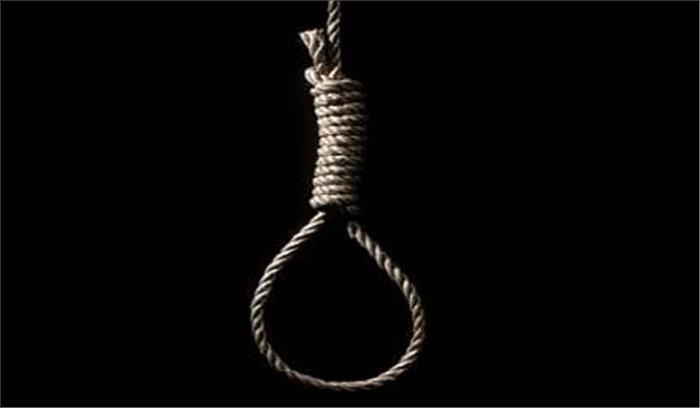 यूपी : किसान ने कर्ज के कारण फांसी लगाकर आत्महत्या की