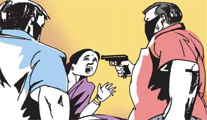 उप्र : बुजुर्ग दंपति को बंधक बना लाखों की डकैती