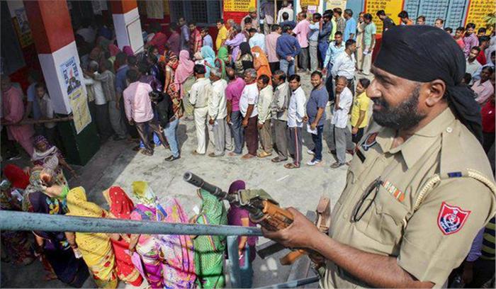 उप्र : 8 लोकसभा सीटों के लिए 63.69 प्रतिशत मतदान