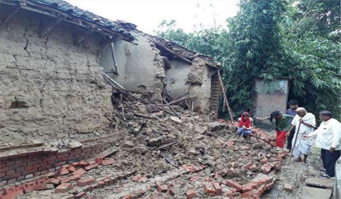 उप्र : कच्ची दीवार गिरने से 1 की मौत, 4 घायल