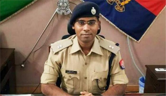 उप्र : आईपीएस अफसर सुरेंद्र दास जीवन की जंग हारे उप्र : आईपीएस अफसर सुरेंद्र दास जीवन की जंग हारे