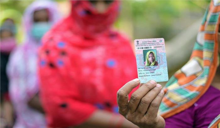 यूपी पंचायत चुनाव के लिये 18 जिलों में सुबह सात बजे से जारी है मतदान