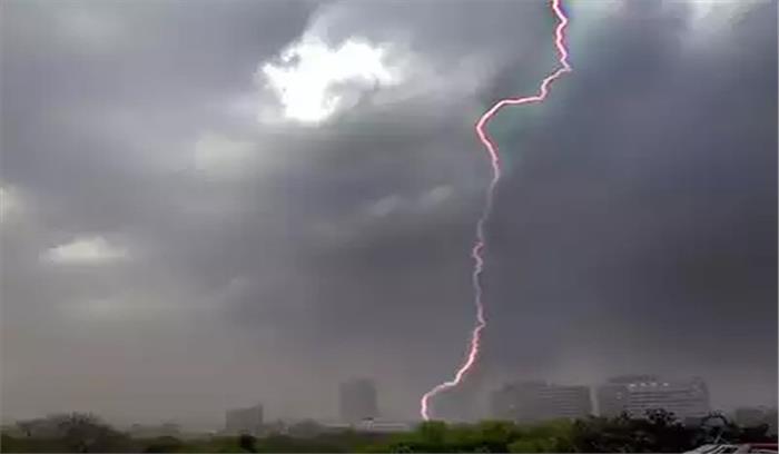 उप्र आकाशीय बिजली गिरने से 6 मरे