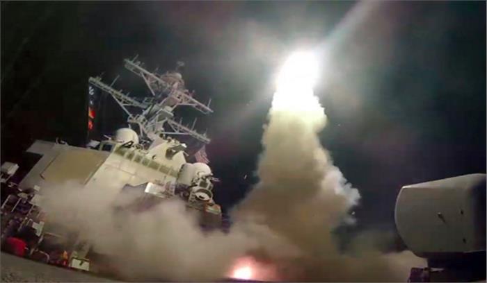 अमेरिका ने सीरियाई सैन्यअड्डों पर दागी मिसाइलें