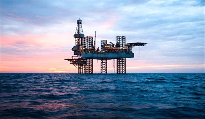 अमेरिका 2018 में दुनिया में तेल का बादशाह बनने की ओर : रिपोर्ट