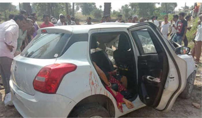 उदयपुर : कार-ट्रक के टक्कर में आठ लोगों की मौत उदयपुर : कार-ट्रक के टक्कर में आठ लोगों की मौत