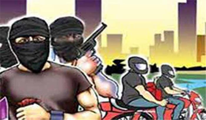 सहारनपुर में मोटरसाइकिल सवार बदमाश बालक का अपहरण करके फरार