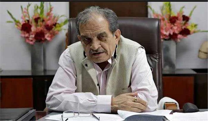 केंद्रीय मंत्री बीरेंद्र सिंह ने की इस्तीफा देने की पेशकश केंद्रीय मंत्री बीरेंद्र सिंह ने की इस्तीफा देने की पेशकश