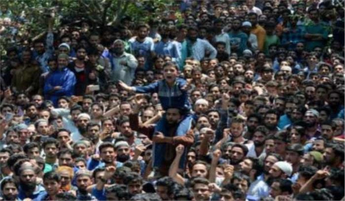 यूएनएचसीआ ने लीबिया में शरणार्थियों को सुरक्षित स्थानों तक पहुंचाने की सिफारिश की