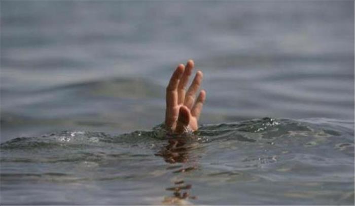 उन्नाव में गंगा में स्नान करते समय 3 किशोर डूबे