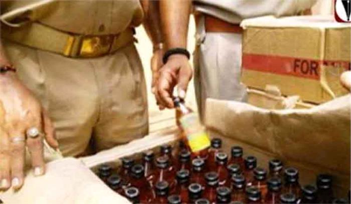 उप्र : 75 लीटर शराब समेत तस्कर गिरफ्तार