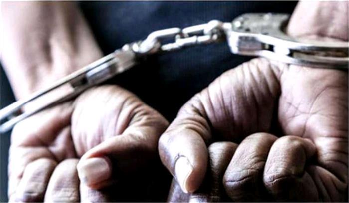 उप्र : शादी से इनकार पर इंजीनियर प्रेमी ने की थी 2 बहनों की हत्या, गिरफ्तार उप्र : शादी से इनकार पर इंजीनियर प्रेमी ने की थी 2 बहनों की हत्या, गिरफ्तार