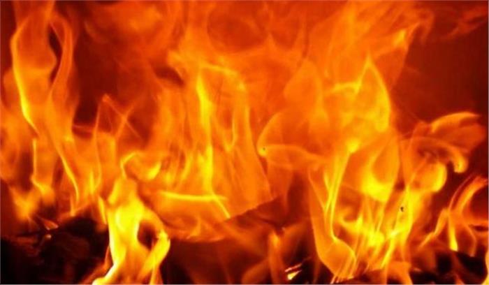 उप्र : मुजफ्फरनगर में महिला ने 3 बच्चों संग लगाई आग, बच्चों की मौत