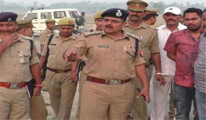 उप्र : मुठभेड़ में 50-50 हजार के 2 इनामी डकैत ढेर उप्र : मुठभेड़ में 50-50 हजार के 2 इनामी डकैत ढेर