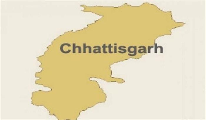 बांटना था सफेद डस्टबिन बांट दिया गया नीला