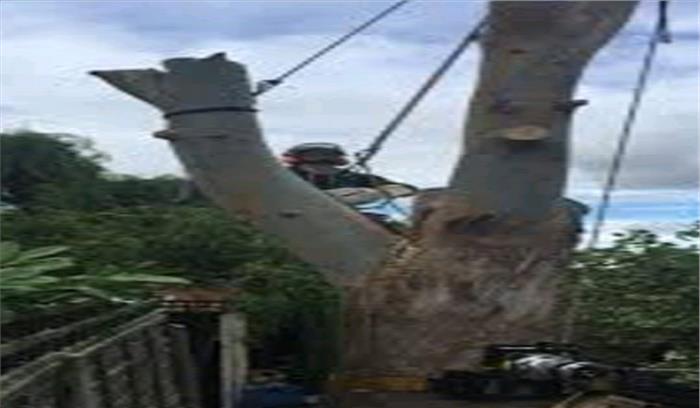 उप्र : मशीन का चक्का फटने से 2 मजदूरों की मौत, 2 लोग घायल