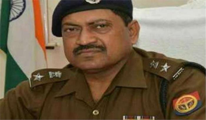 उत्तर प्रदेश में अपराध पर काबू पाने की कहानी यूट्यूब से बता रहे आईपीएस अधिकारी