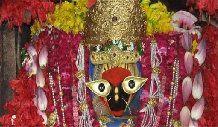 योगी ने मां विंध्यवासिनी की पूजा अर्चना की