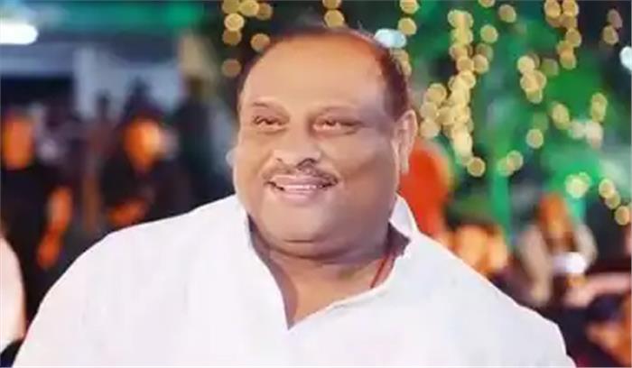 सपा के कद्दावर नेता पंडित सिंह का निधन सपा के कद्दावर नेता पंडित सिंह का निधन