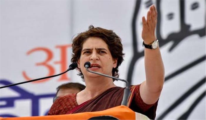 उत्तर प्रदेश में भाजपा नेताओं से खौफजदा है युवतियां : प्रियंका