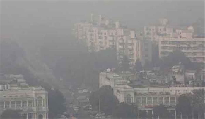दिल्ली बनी गैस चैंबर, हवा की गुणवत्ता बेहद खराब: केजरीवाल