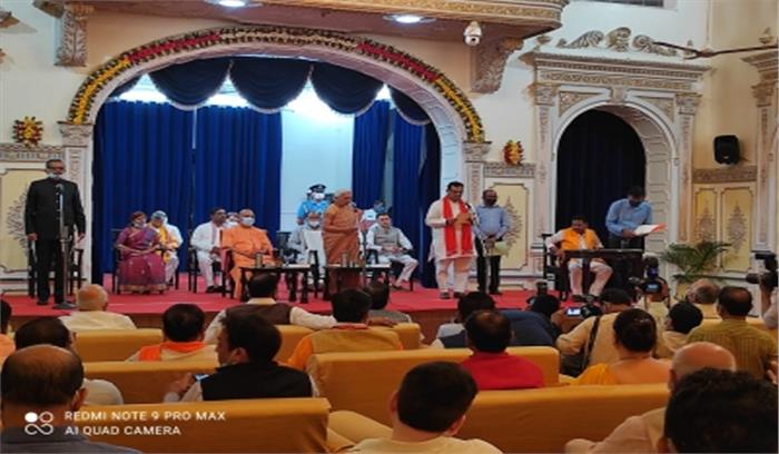 योगी के कैबिनेट विस्तार में क्षेत्रीय और जातीय संतुलन साधने के प्रयास