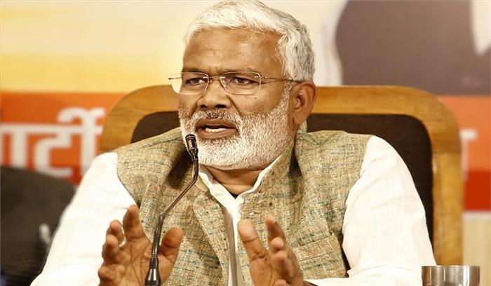 विकास और ईमानदारी के नाम पर लडेंगे यूपी विधानसभा चुनाव: स्वतंत्र देव सिंह विकास और ईमानदारी के नाम पर लडेंगे यूपी विधानसभा चुनाव: स्वतंत्र देव सिंह