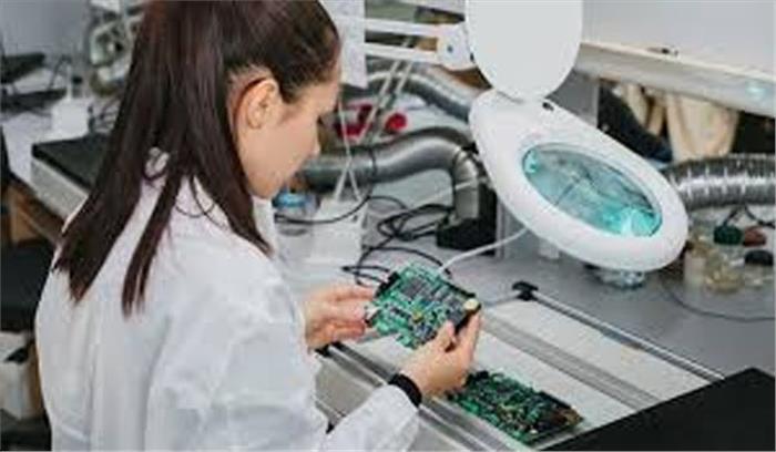 बिजली इंजीनियरों की मांग, मिले प्रमुख सचिव और सीएमडी के पद