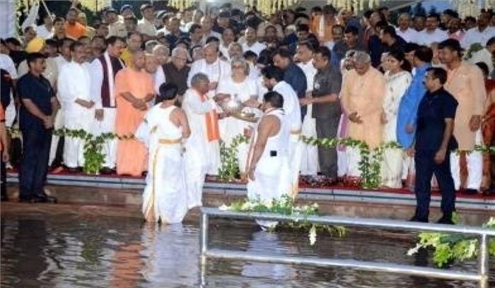 यूपी सरकार करेगी अटल बिहारी वाजपेयी के अस्थि विसर्जन खर्च का भुगतान