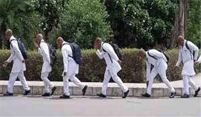 उत्तर प्रदेश : सैफई मेडिकल विवि में रैगिंग के डर से 150 छात्रों ने मुंडन कराया