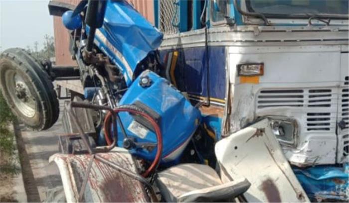 अलीगढ़ में ट्रक ट्रैक्टर की भिड़ंत में चार की मौत, 20 घायल