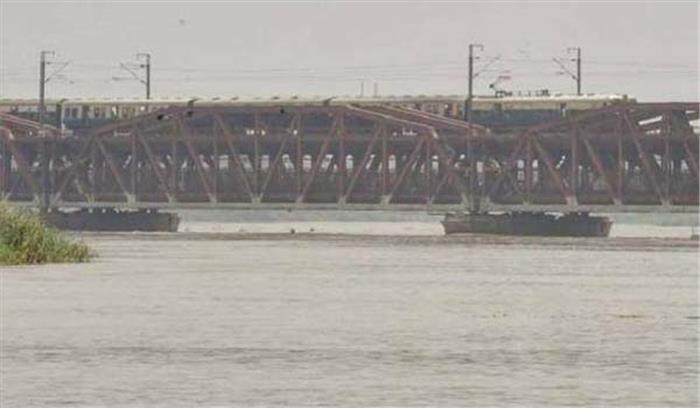 इलाहाबाद में 24 घंटों के दौरान गंगा और यमुना के जलस्तर में बढोत्तरी