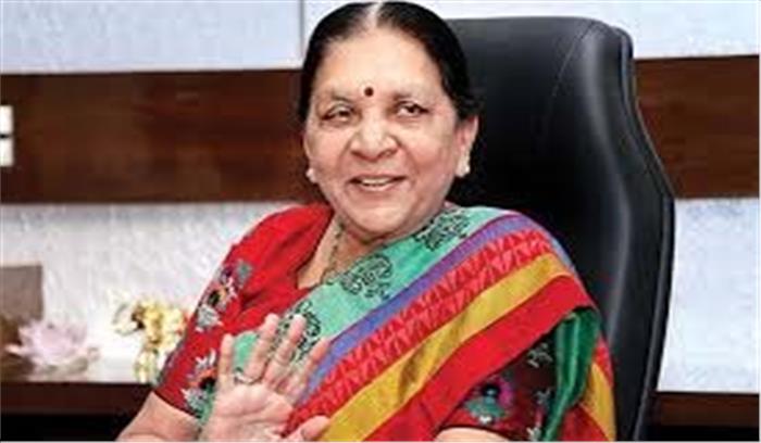  उत्तर प्रदेश की राज्यपाल आनंदीबेन पटेल कम करना चाहती हैं अपनी सुरक्षा