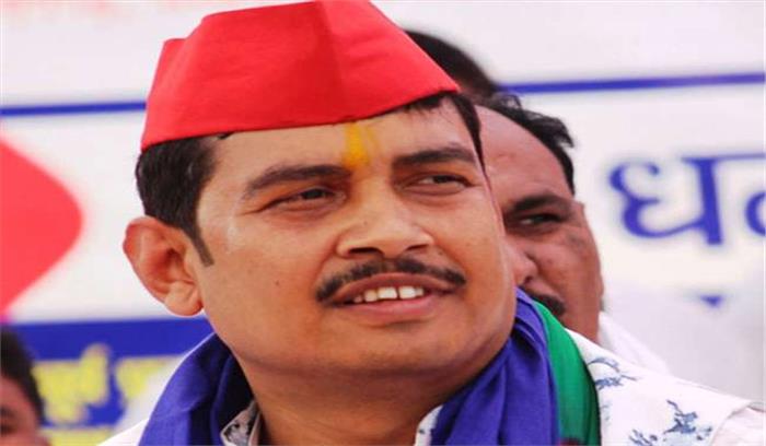 बसपा सांसद अतुल राय के घर कुर्की का नोटिस चस्पा