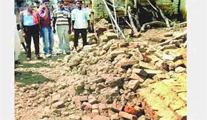 अयोध्या में दीवार गिरने से बच्चे की मौत