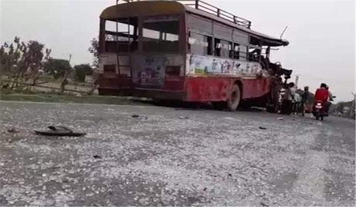 बुलंदशहर : रोडवेज की 2 बसों में टक्कर, 3 की मौत, 2 दर्जन से अधिक घायल बुलंदशहर : रोडवेज की 2 बसों में टक्कर, 3 की मौत, 2 दर्जन से अधिक घायल