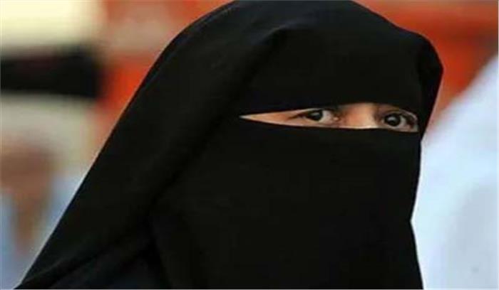 उ.प्र : बुर्का नहीं पहनने को लेकर मुस्लिम लड़कियों का उत्पीड़न